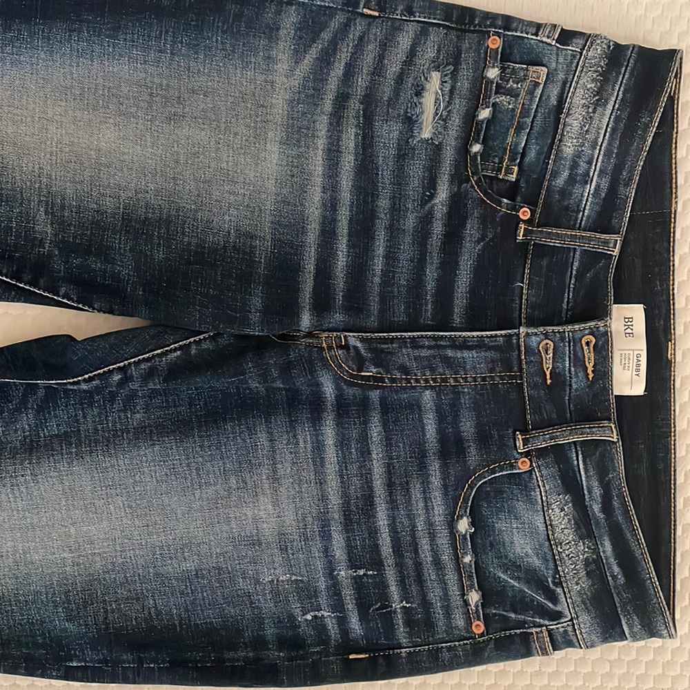 Brand new. Tags taken off. Never worn though.